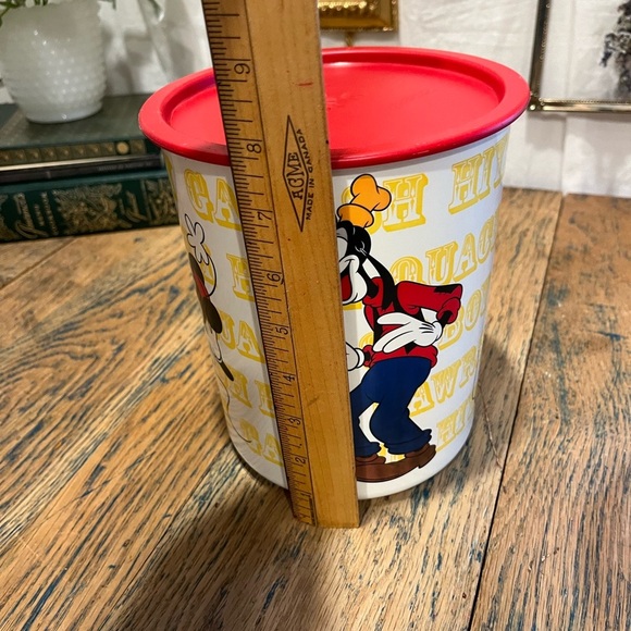 ❣️ DISNEY TUPPERWARE Storage Dish / Container with Lid – Vintage - Picture 8 of 9